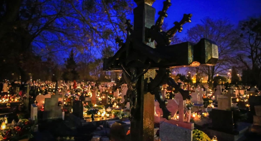 Do regulaminu cmentarza